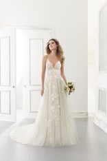 2181 Ariana Wedding Dress