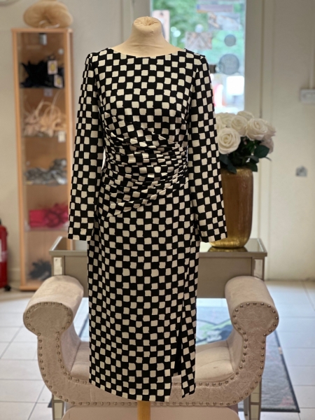 50057 - Black/Cream Dress
