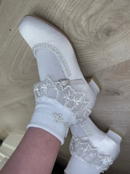 5165 Communion Socks White