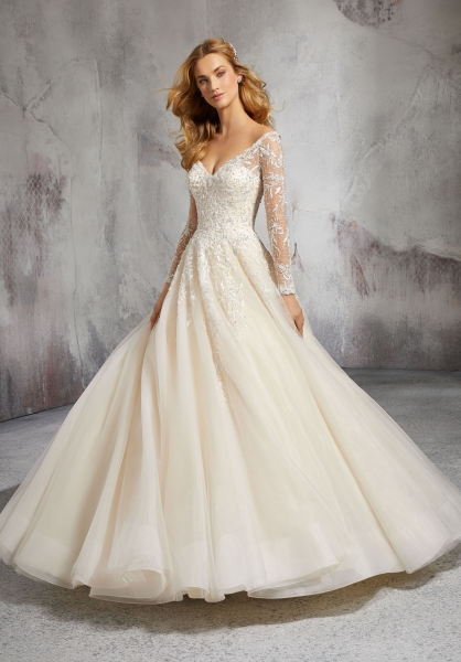 8281 Laurel Wedding Dress