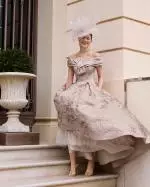 1G43_COUTURE_CLUB_1 1 image