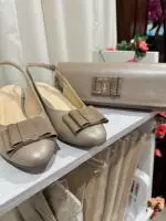cat-emis-shoes