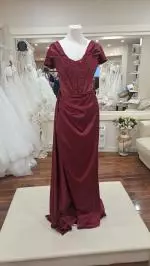 tn152-burgandy-debs-dress