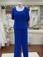 Kia trousers suit 4.jpeg image