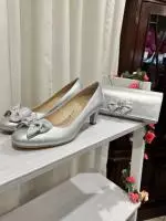 beth-emis-shoes-2