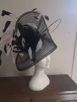 688-black-ivory-fascinator